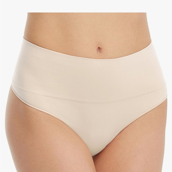 Spanx Undie-Tectable Thong - Picture 1 of 2